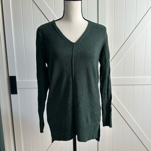 EUC Women's Old Navy Dark Green V-Neck Tunic Sweater Size Small
